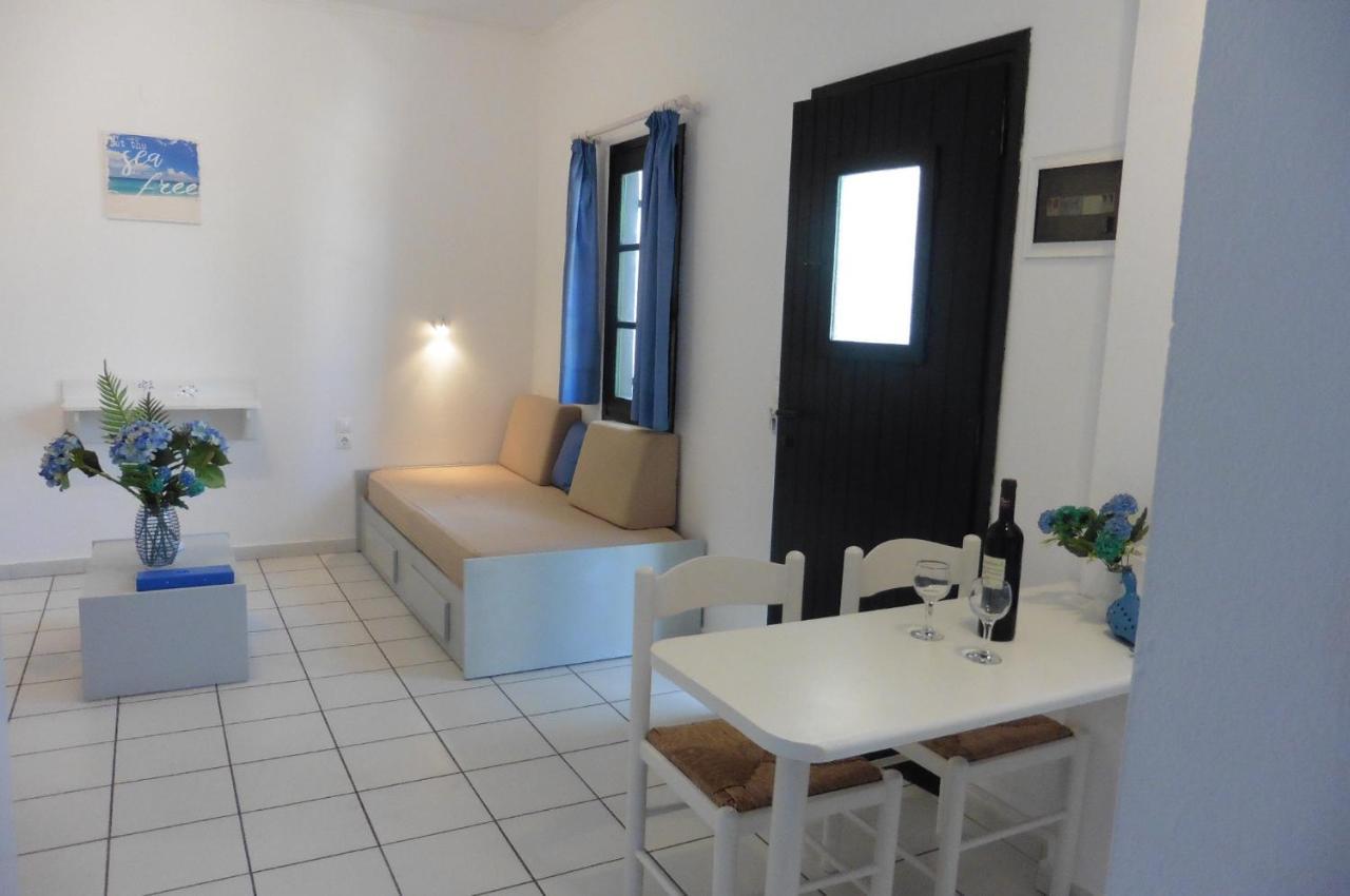 Julies Apartments Kokkini Hani Esterno foto