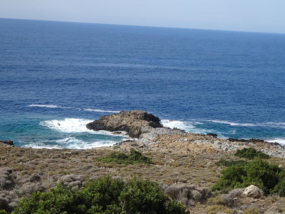 Julies Apartments Kokkini Hani Esterno foto